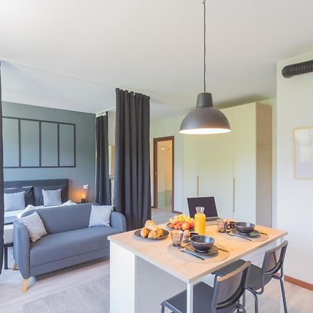 Black Loft Como By Rent All Como Eksteriør bilde