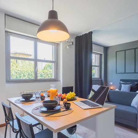 Black Loft Como By Rent All Como Eksteriør bilde