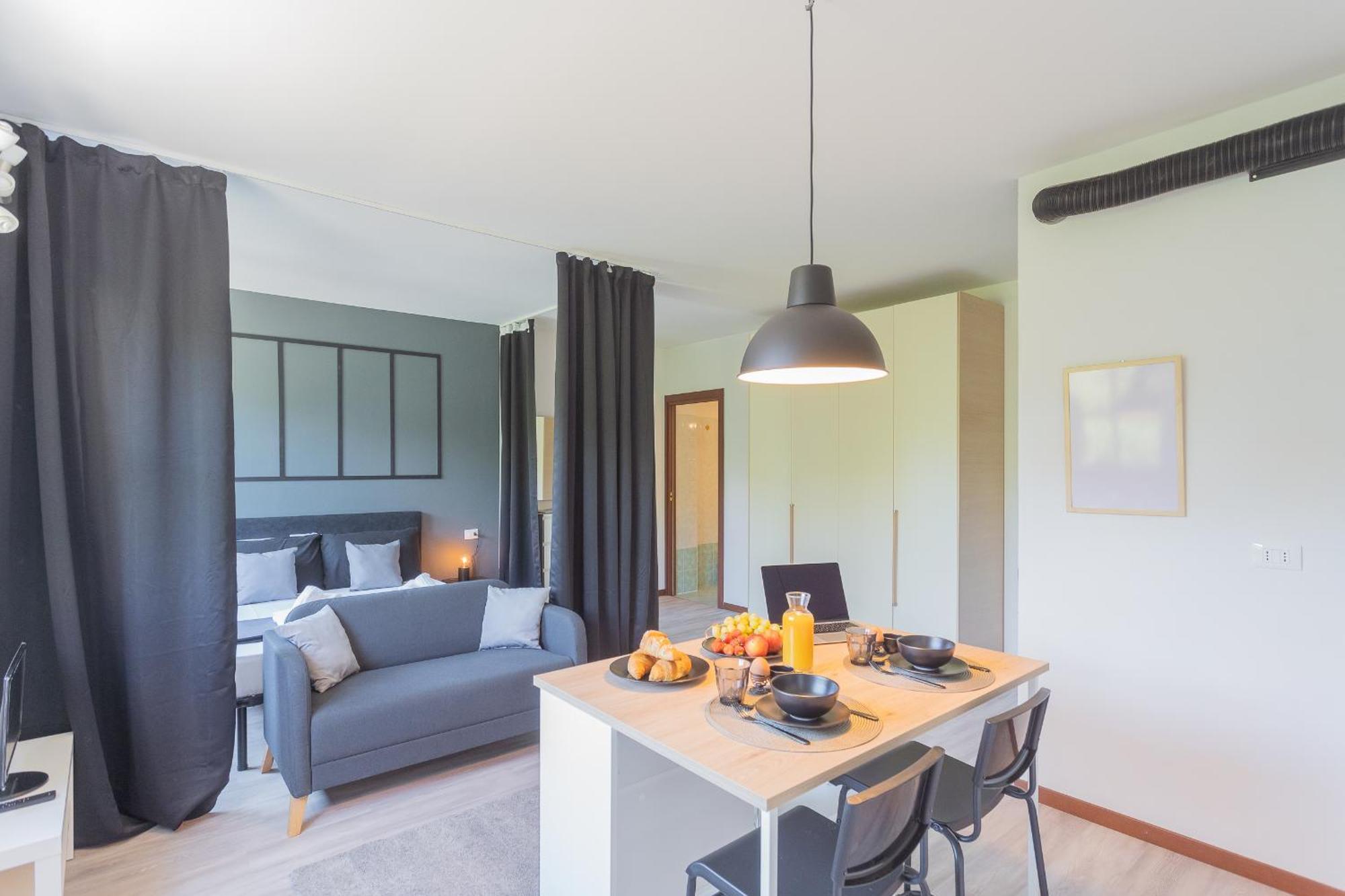 Black Loft Como By Rent All Como Eksteriør bilde