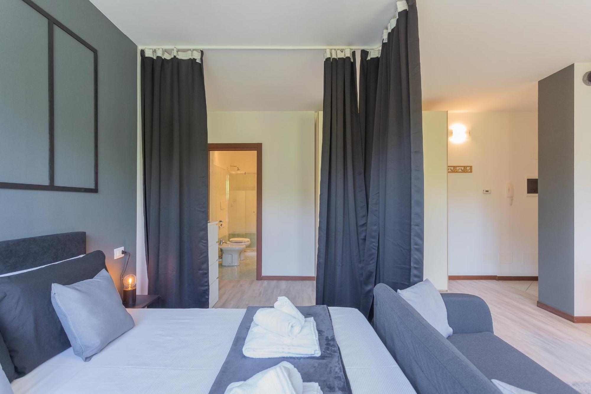 Black Loft Como By Rent All Como Eksteriør bilde