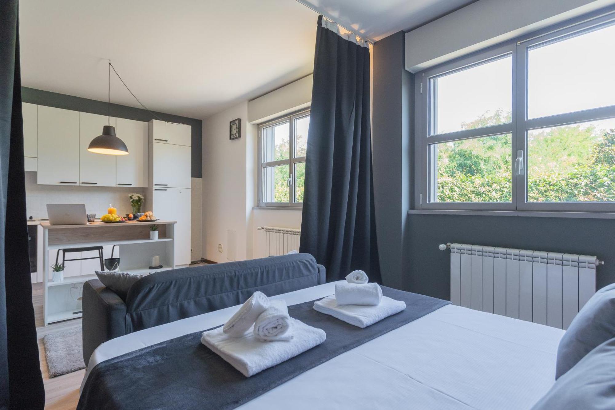 Black Loft Como By Rent All Como Eksteriør bilde