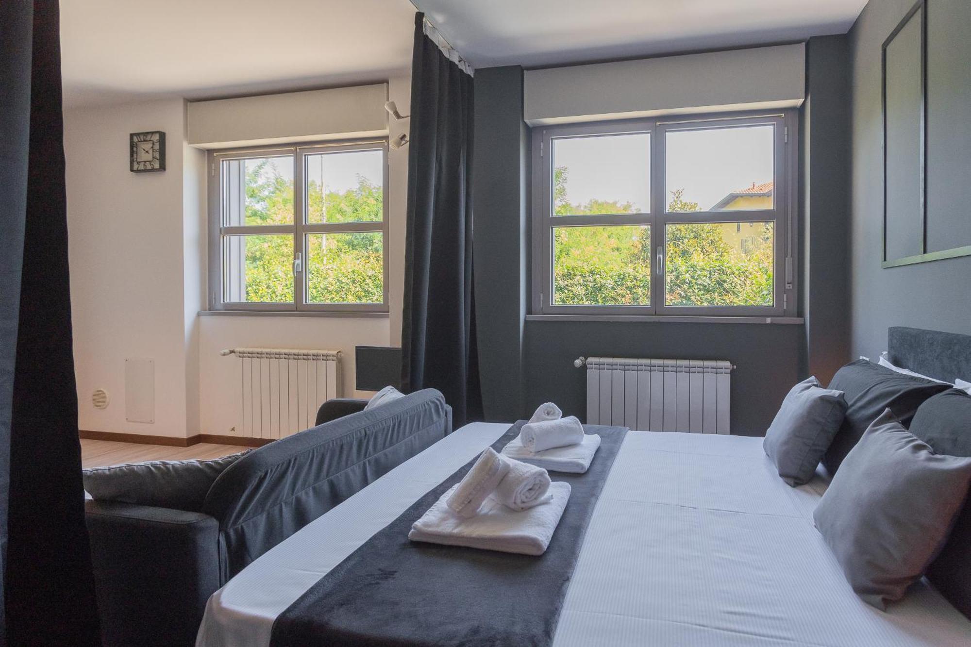 Black Loft Como By Rent All Como Eksteriør bilde